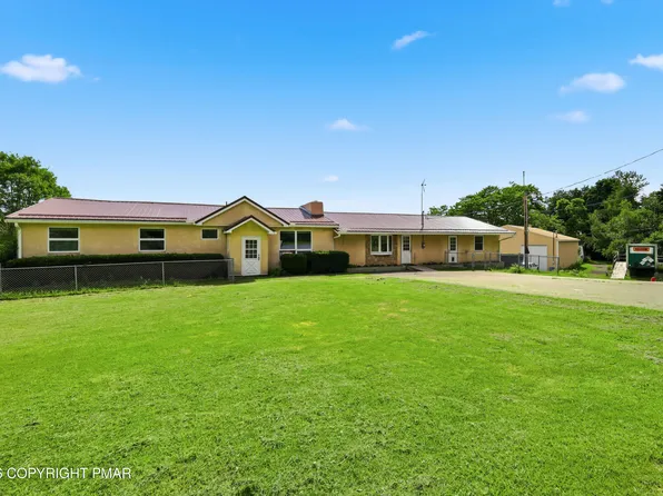 1560 Reservoir Rd, Madison Township, PA 18444