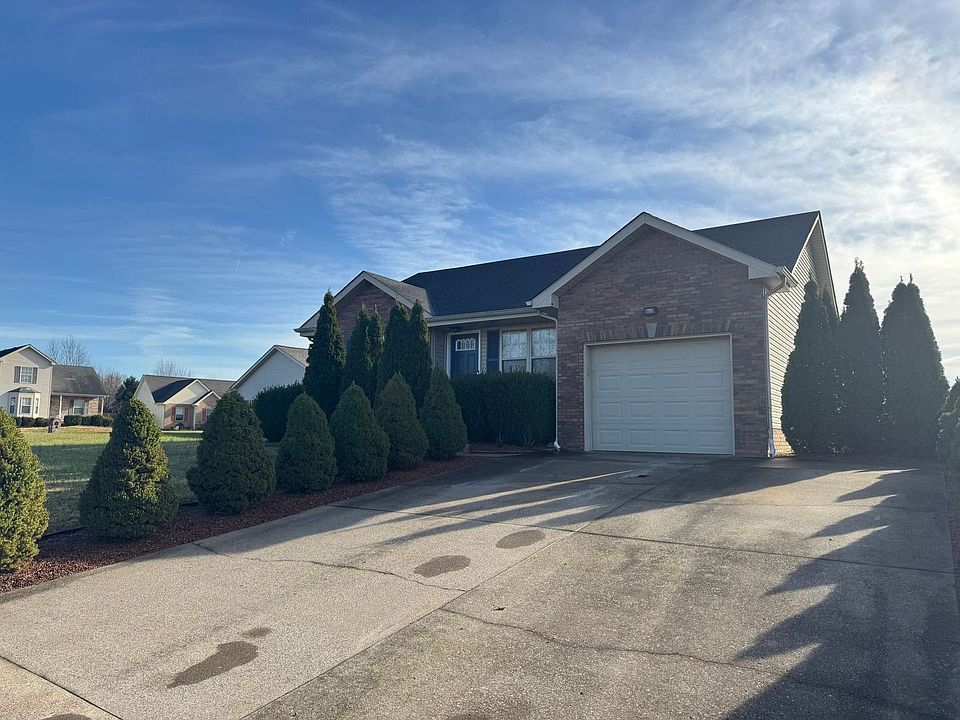 1st image of 3228 Veranda Cir