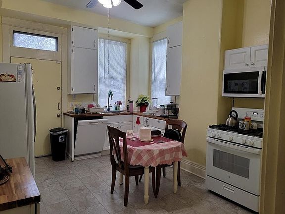 2nd image of 119 S 41st St
