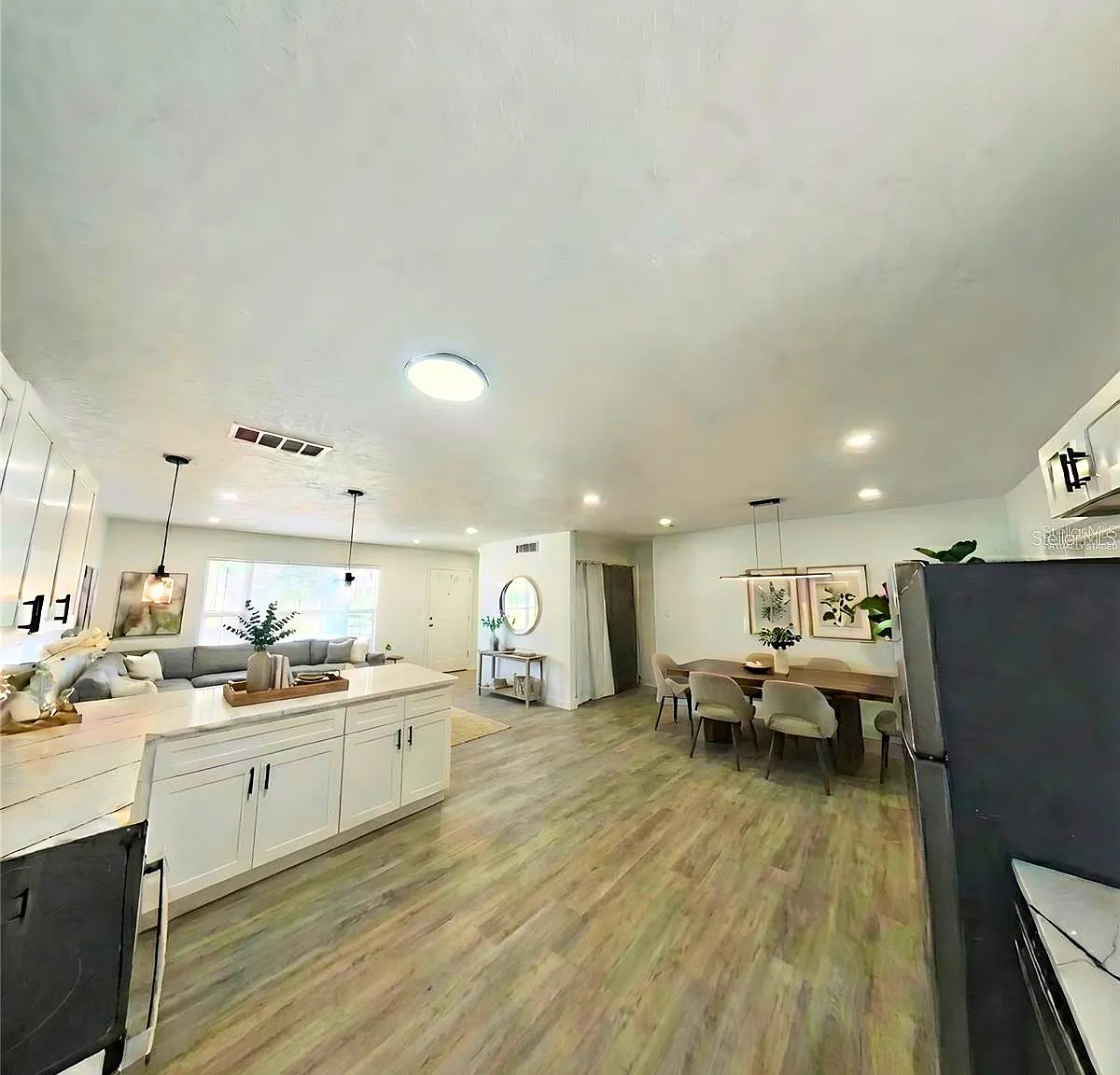 3 bed, 1485 sqft, $2,500 — Photo 3