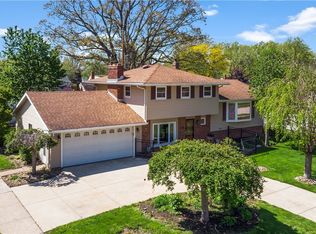 178 Beachwood Ave, Avon Lake, OH 44012