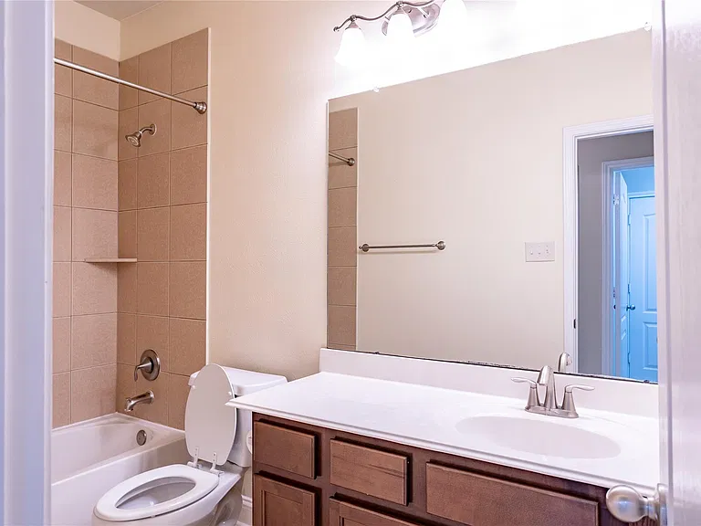 22314 Sheldonwood Ct — Photo 9