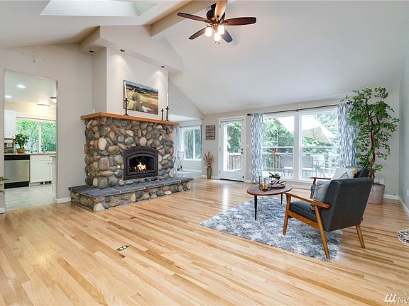 2nd image of 14023 NW Hawks Cove Ln
