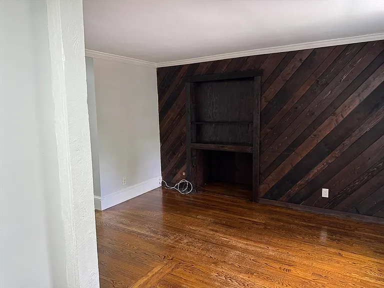 89 Waldeck St #3 — Photo 10