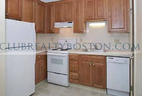 1 bed, 700 sqft, $1,900 — Photo 2