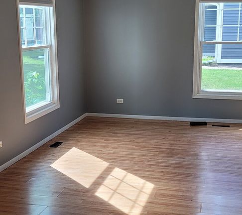 5th image of 307 Somerset Ln #307