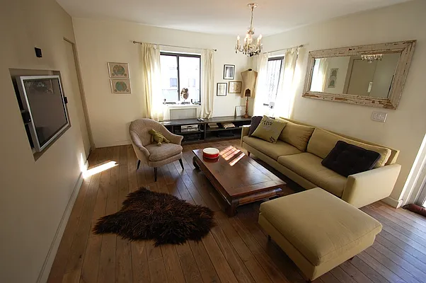 Rented by Bold New York | media 41