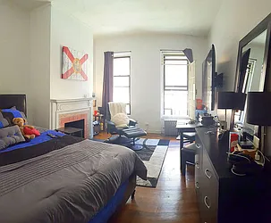 Rented by Manhattan Spaces