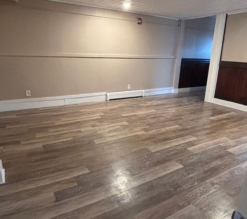 1st image of 151 S Main St