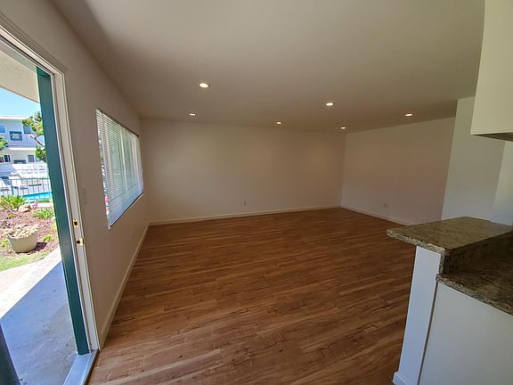 3rd image of 2421 W 227th St #17