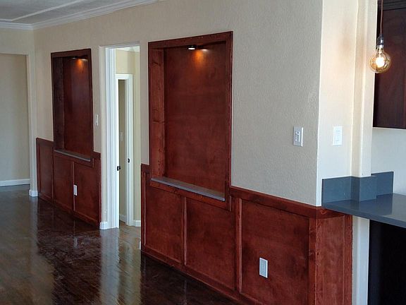 3rd image of 3137 Valle Ave
