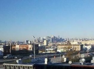 320 57th St APT 5A, New York, NY 10022