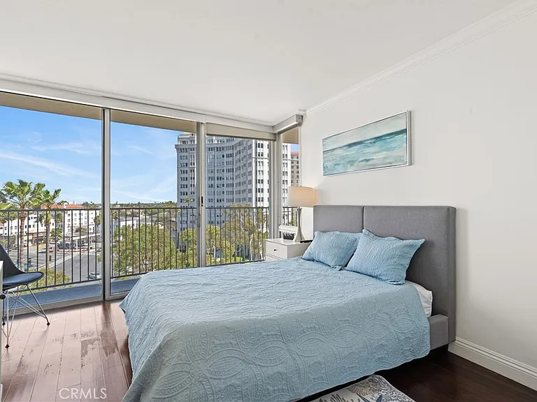 700 E Ocean Blvd #1104 — Photo 27