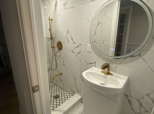 15 Kenneth Wood Cres, Toronto, ON M2N 0K3