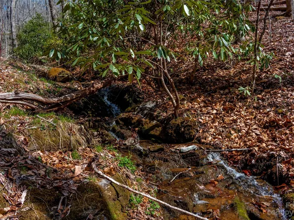 Marlowe Rd, Fairview, NC 28730