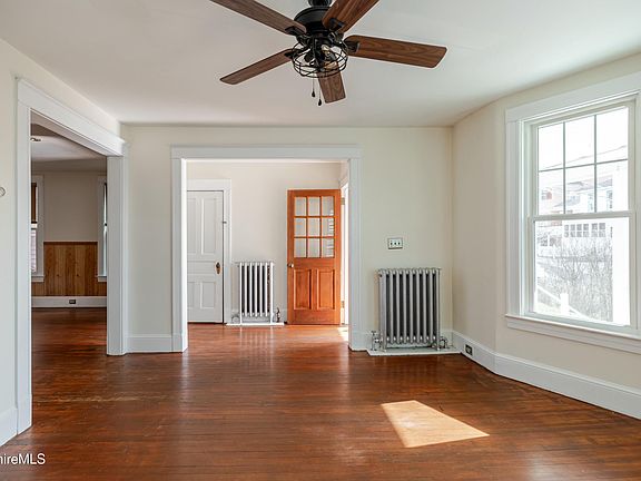 5th image of 12 McKinstry Pl