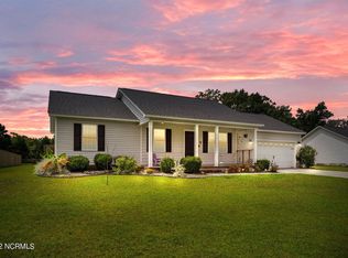 112 Eagle Ridge Dr, Beulaville, NC 28518