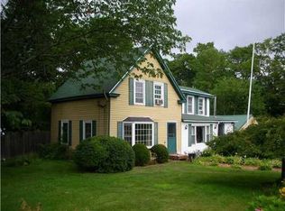 42 Heselton St, Gardiner, ME 04345