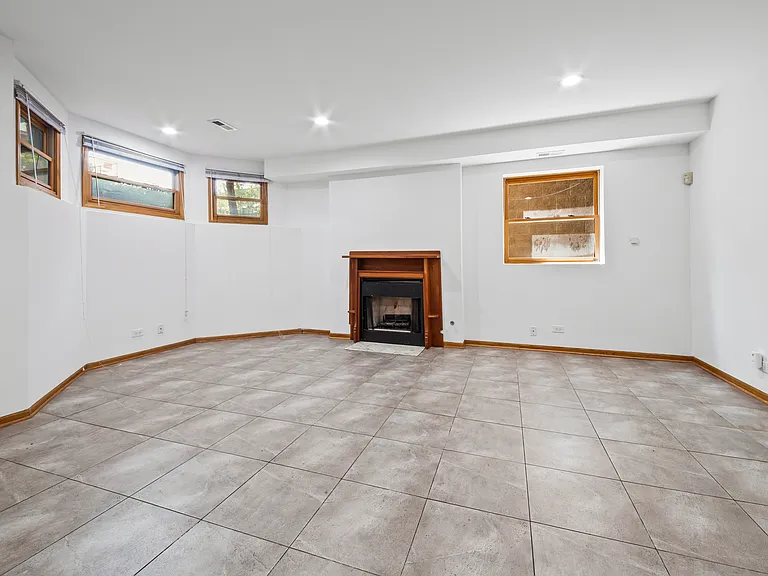 861 W Wrightwood Ave #1 — Photo 15