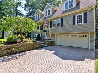 11 Keith Rd, Wayland, MA 01778