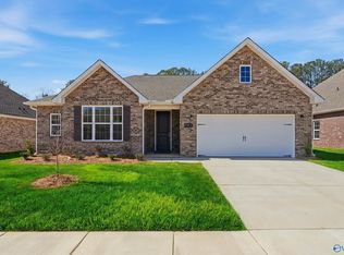 901 Ronnie Dr, Hartselle, AL 35640