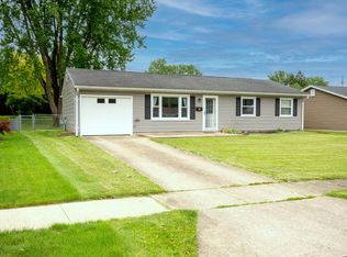 23 Devon Dr, Lexington, OH 44904