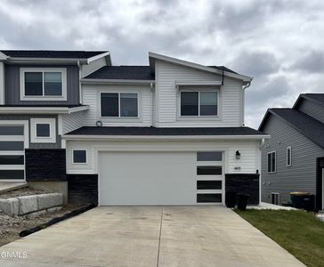4605 47th Ave NW, Mandan, ND, 58554