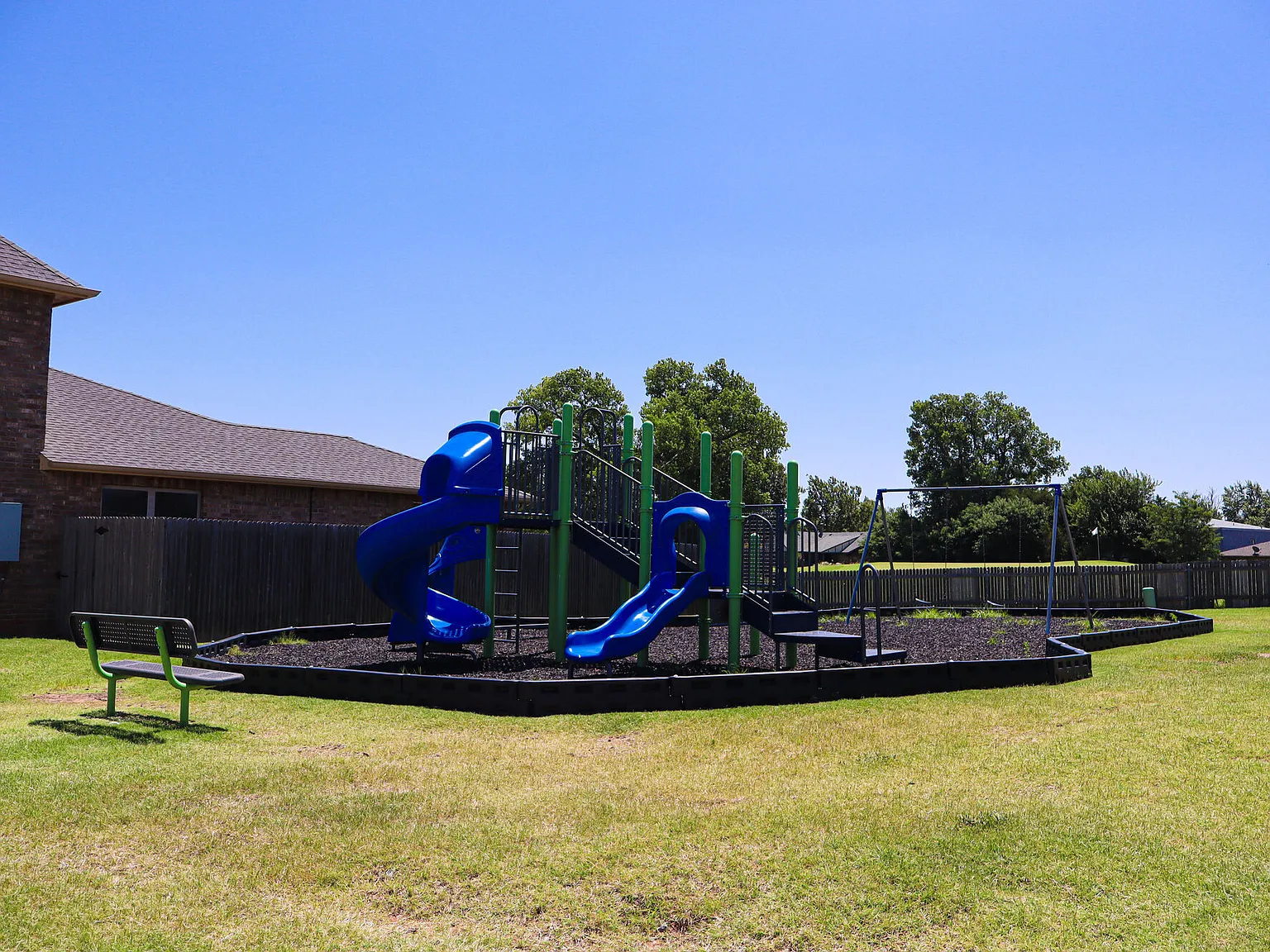 Del Norte Duplexes — Photo 4
