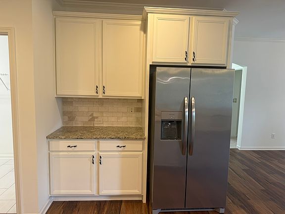5th image of 7503 Brookstone Cir