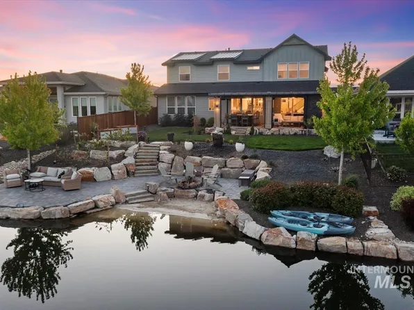 519 S Prospector Ln, Eagle, ID 83616