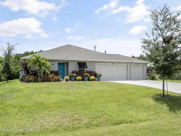 1119 Blossom Dr, Sebastian, FL 32958