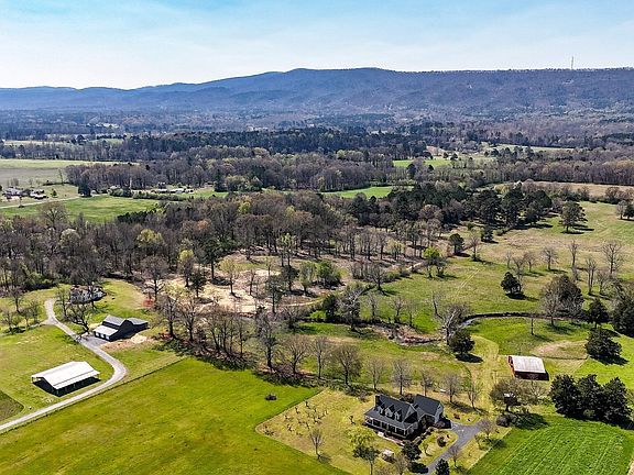 4th image of 3766 Sugar Valley Rd NW