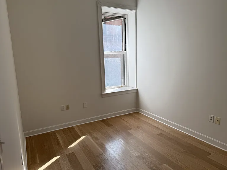 416 Marlborough St #206 — Photo 5