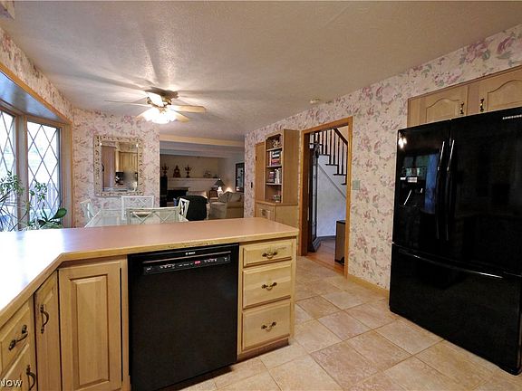 5th image of 27897 Edgepark Dr