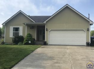 311 NE Aspen Ln, Topeka, KS 66617