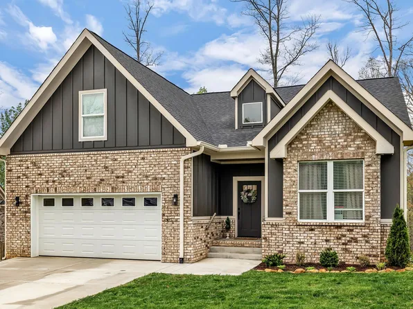 214 Cherokee Dr, White Bluff, TN 37187