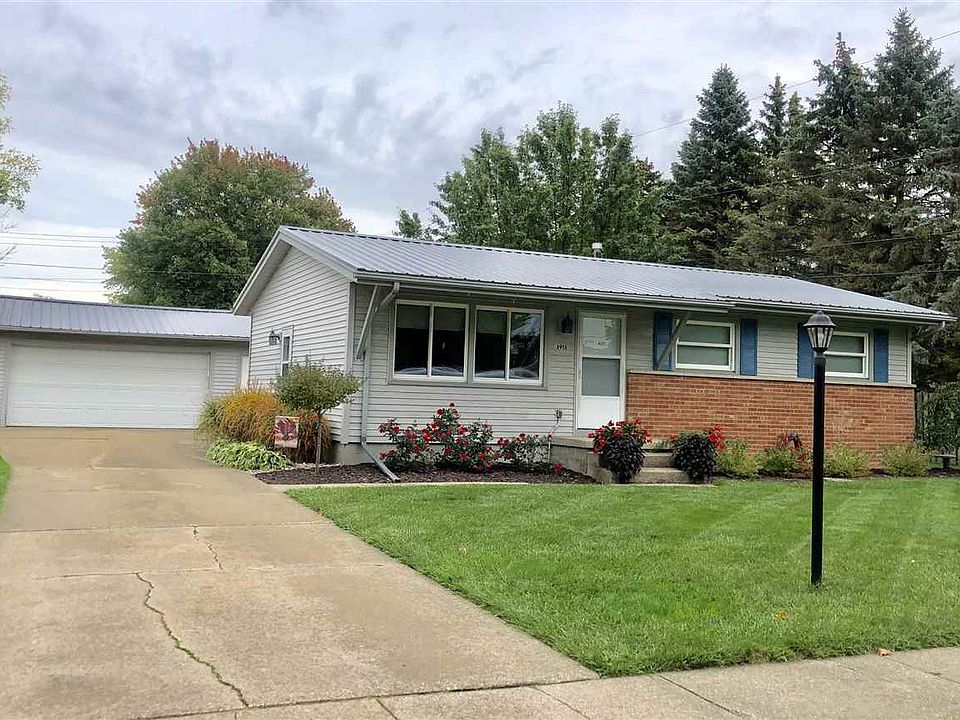 1st image of 3913 Andover Dr