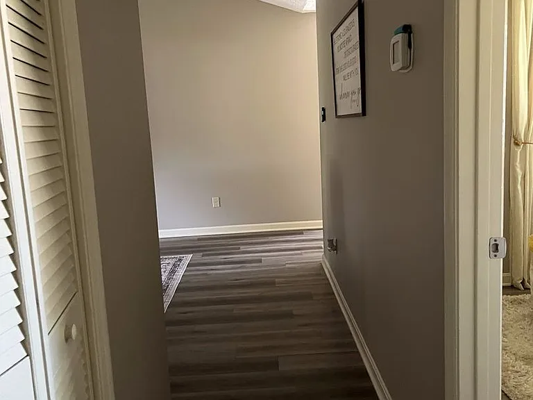 1612 Clear Brook Dr — Photo 18
