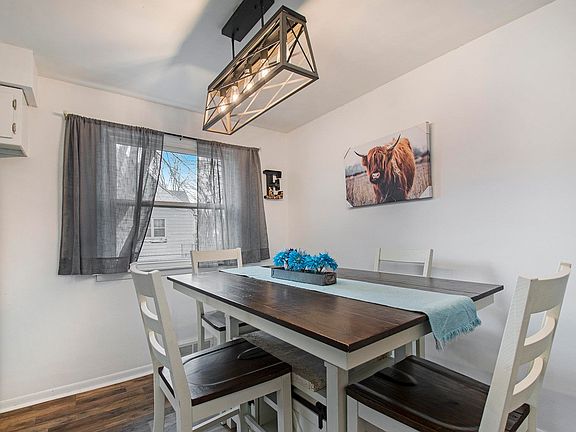 5th image of 2038 Hollywood Pl