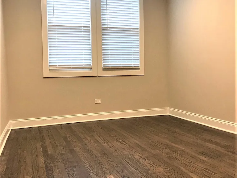 1432 W Farragut Ave #G — Photo 14