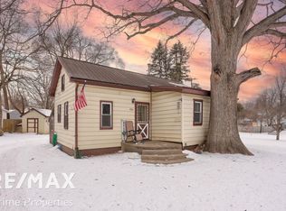 426 Bates St, Caro, MI 48723