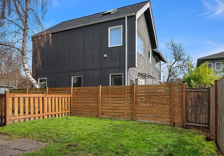6750 12th Ave NW — Photo 37