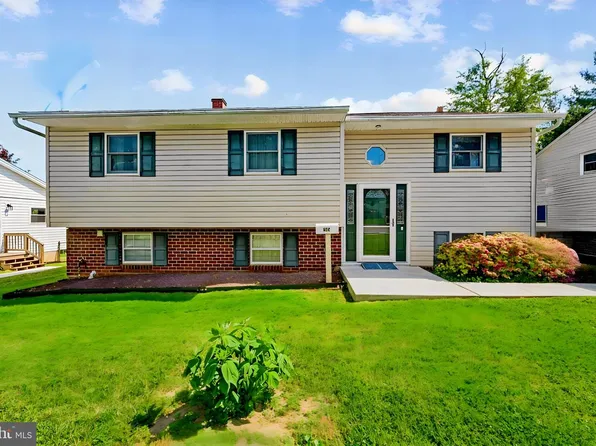 245 Candytuft Rd, Reisterstown, MD 21136