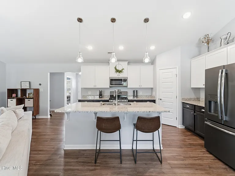 292 Independence Blvd — Photo 17