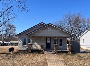 801 E Main St, Sallisaw, OK 74955