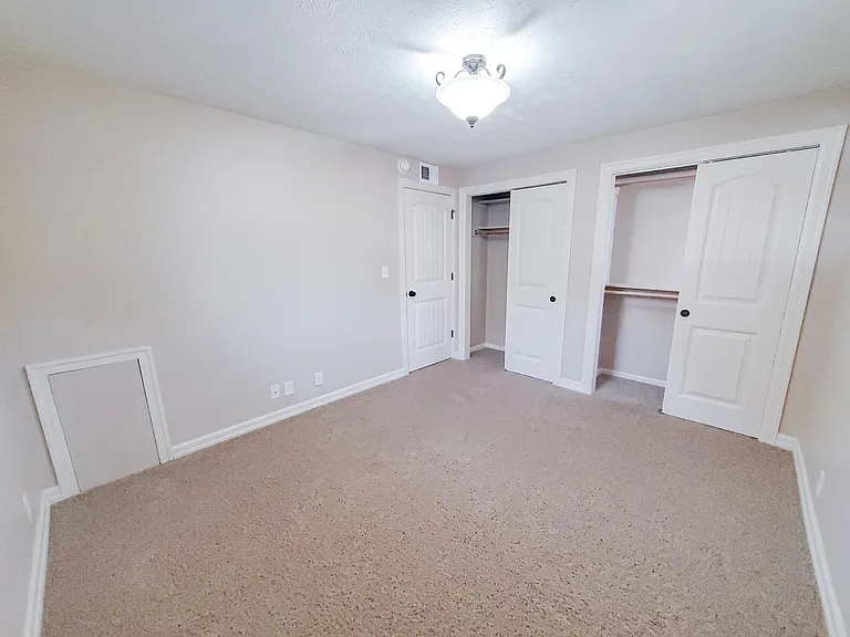 603 S 35th Ave — Photo 29