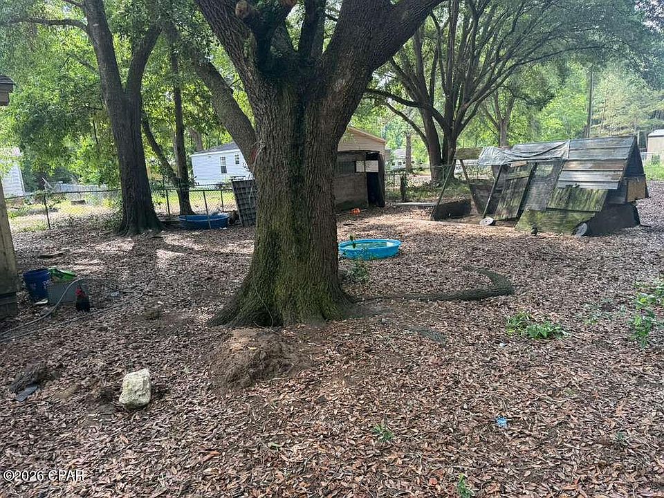 2nd image of 39 Short Ln