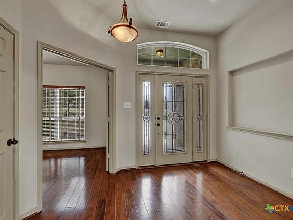 5th image of 1104 Bridlewood