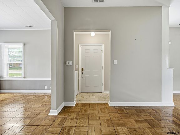 4th image of 118 S 69th St