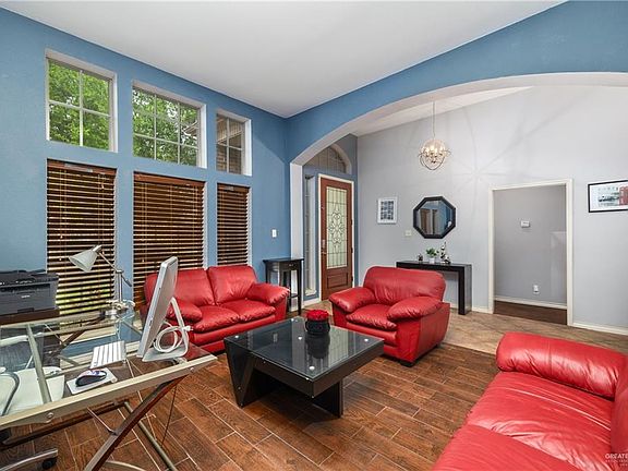 2nd image of 2806 San Eduardo St